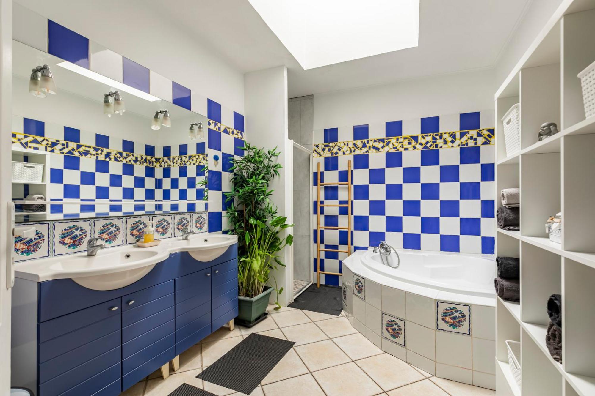 Maison Arcachonnaise Sur *